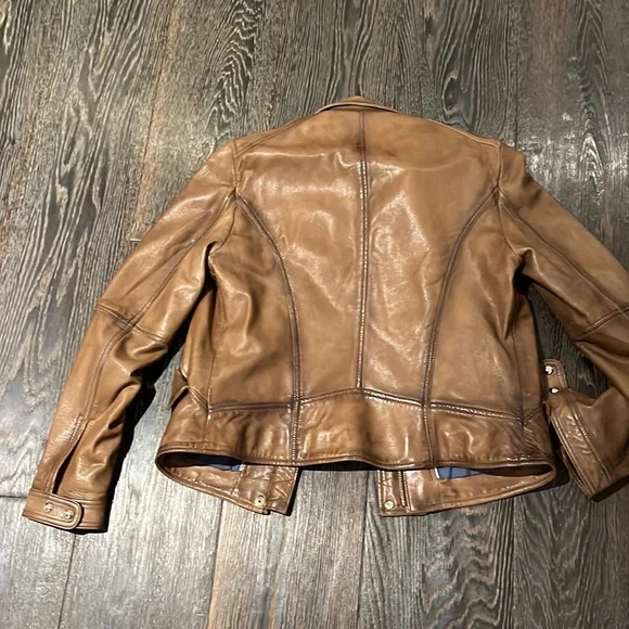 Massimo Dutti Women's leather Jacket - Picture 8 of 9
